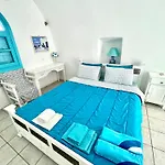 Sunset House Pothitou Oia