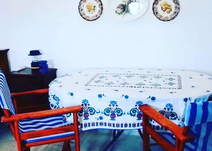 Sunset House Pothitou * Oia (Santorini)